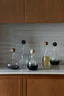 Miniatyrbilde 2 av 2-15-5015336 Sagaform Oval Oak Vin- og Vannkaraffel med Eikekork