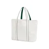 Miniatyrbilde 1 av Soft White/Bottle Green Westford Mill Courtside  20L Resirkulert Bomull og Polyester Shoppingbag