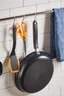 Miniatyrbilde 8 av Sort Fiskars Functional Form Aluminium 24 cm Stekepanne