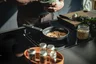 Miniatyrbilde 3 av Sort Fiskars Hard Face Rustfritt Stål Non-stick 20 cm Stekepanne