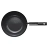 Miniatyrbilde 1 av Sort Fiskars Hard Face 28 cm Resirkulert Aluminium Non-stick Wok