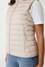 Miniatyrbilde 6 av Beige iqoniq Meru Resirkulert Polyester Vattert Vest Dame