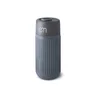 Miniatyrbilde 3 av Grå Black + Blum 340ml To Go Glasskopp med Silikonhylse