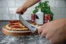 Miniatyrbilde 10 av Stål Boska Oslo+ Eik og Rustfritt Stål Pizza- og Ostekniv