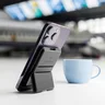 Miniatyrbilde 7 av Svart C-Secure MagSafe Stativ og  Kortholder