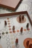 Miniatyrbilde 7 av Brun Vinga Samleboks med Spill