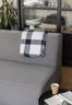 Miniatyrbilde 4 av Hvit XD Collection Rutete Fleece Pledd